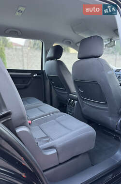 Мінівен Volkswagen Touran 2005 в 