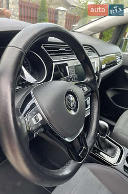 Микровэн Volkswagen Touran 2016 в 