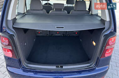 Мінівен Volkswagen Touran 2008 в 