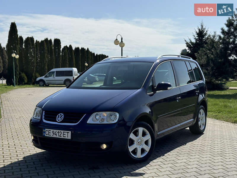 Минивэн Volkswagen Touran 2003 в 