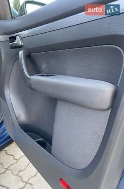 Мінівен Volkswagen Touran 2015 в 