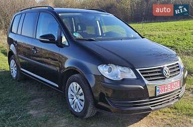 Минивэн Volkswagen Touran 2010 в 