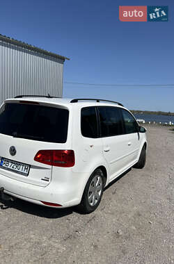 Минивэн Volkswagen Touran 2013 в 