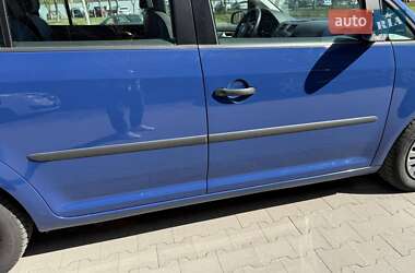 Минивэн Volkswagen Touran 2009 в 
