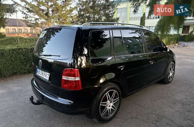 Минивэн Volkswagen Touran 2004 в 