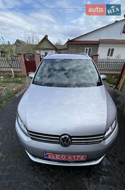 Минивэн Volkswagen Touran 2013 в 