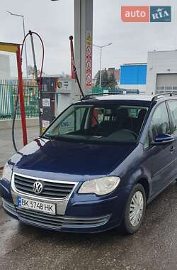 Volkswagen Touran 2010 Volkswagen Touran 2010