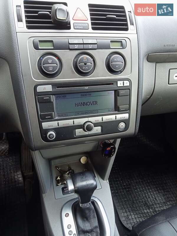 Минивэн Volkswagen Touran 2007 в Виннице