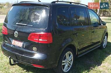 Минивэн Volkswagen Touran 2012 в 