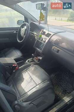Минивэн Volkswagen Touran 2007 в 