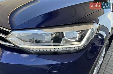 Мікровен Volkswagen Touran 2019 в 