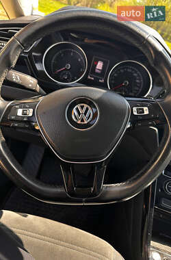 Мікровен Volkswagen Touran 2017 в 