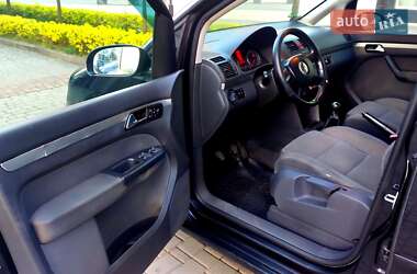 Минивэн Volkswagen Touran 2004 в 
