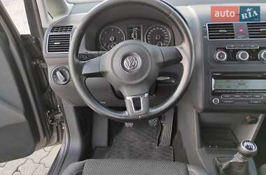 Мінівен Volkswagen Touran 2010 в 