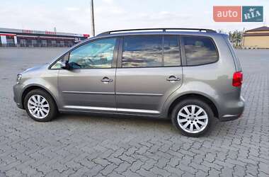 Мінівен Volkswagen Touran 2010 в 
