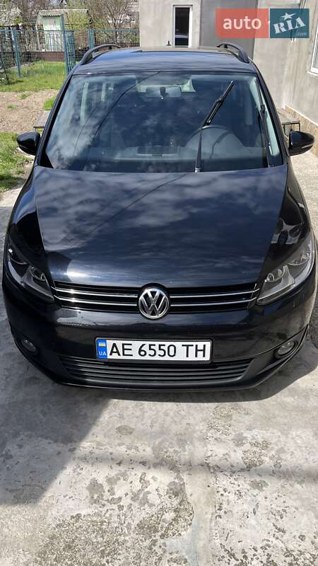 Volkswagen Touran 2015