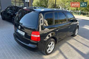 Мінівен Volkswagen Touran 2005 в 