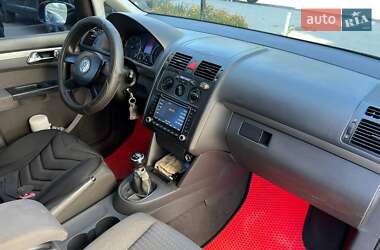 Мінівен Volkswagen Touran 2005 в 