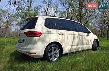 Микровэн Volkswagen Touran 2017 в 
