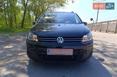 Минивэн Volkswagen Touran 2011 в 
