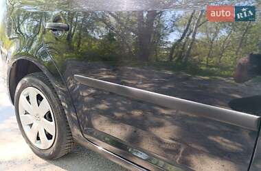 Минивэн Volkswagen Touran 2011 в 