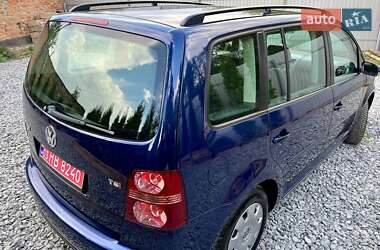 Минивэн Volkswagen Touran 2007 в 