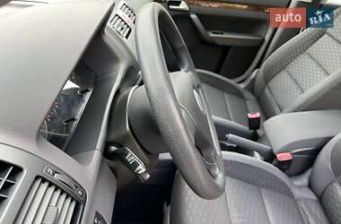 Минивэн Volkswagen Touran 2007 в 