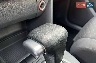 Минивэн Volkswagen Touran 2007 в 