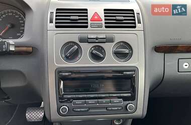 Минивэн Volkswagen Touran 2007 в 