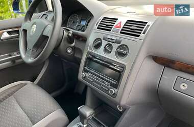 Минивэн Volkswagen Touran 2007 в 