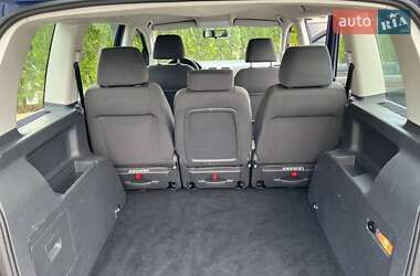 Минивэн Volkswagen Touran 2007 в 