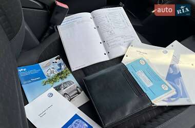 Минивэн Volkswagen Touran 2007 в 
