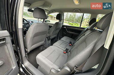 Минивэн Volkswagen Touran 2009 в 