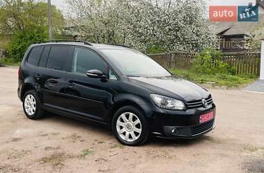 Минивэн Volkswagen Touran 2013 в Коростене