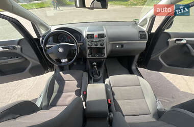 Мінівен Volkswagen Touran 2007 в 