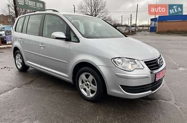 Мінівен Volkswagen Touran 2008 в 
