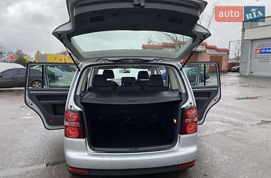 Мінівен Volkswagen Touran 2008 в 