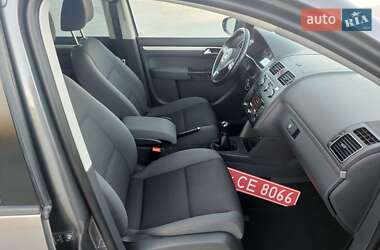 Минивэн Volkswagen Touran 2013 в 