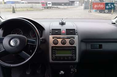 Минивэн Volkswagen Touran 2006 в 