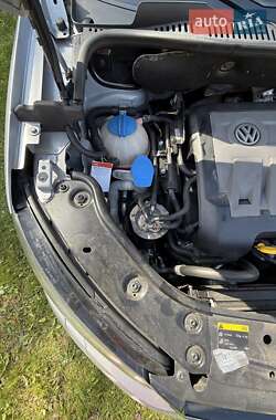 Мінівен Volkswagen Touran 2015 в 