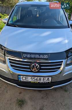 Минивэн Volkswagen Touran 2010 в Черновцах