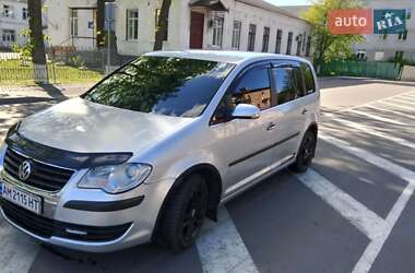 Минивэн Volkswagen Touran 2007 в 
