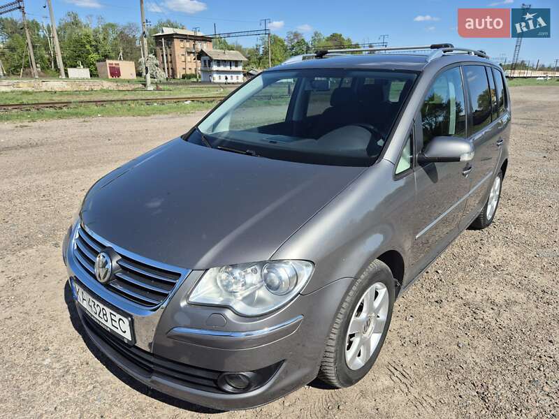 Мінівен Volkswagen Touran 2007 в Бердичеві