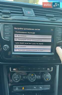 Мікровен Volkswagen Touran 2017 в 