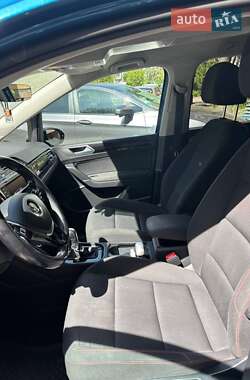 Мікровен Volkswagen Touran 2017 в 
