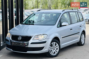 Мінівен Volkswagen Touran 2007 в 