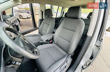 Мінівен Volkswagen Touran 2007 в 