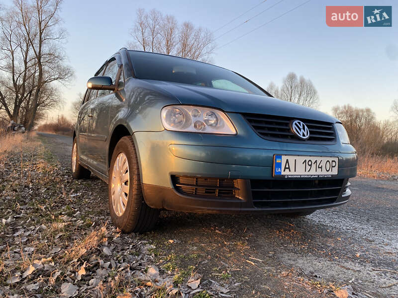 Мінівен Volkswagen Touran 2004 в 