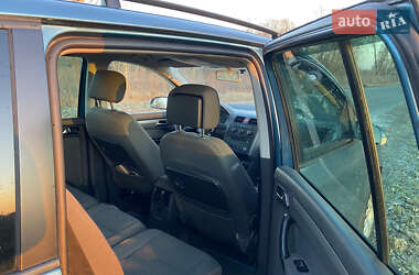 Мінівен Volkswagen Touran 2004 в 