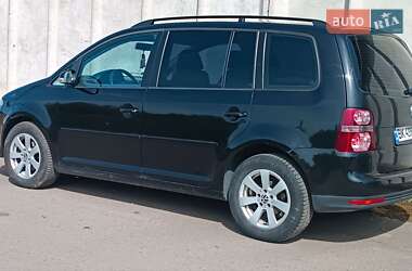 Минивэн Volkswagen Touran 2009 в 